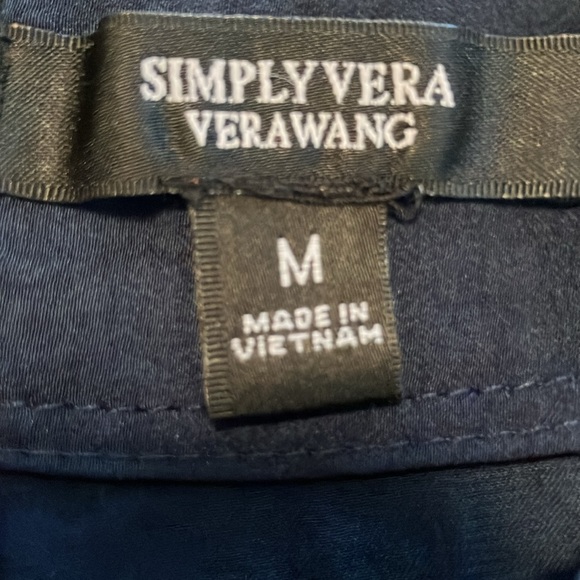 Vera Wang top - Picture 2 of 6